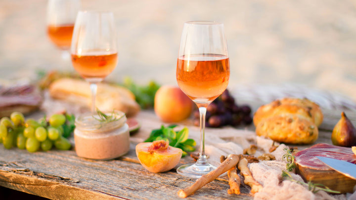 Vin Orange : Un Art Étonnant de Macération qui Conquiert les Palais