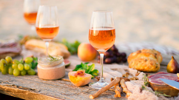 Vin Orange : Un Art Étonnant de Macération qui Conquiert les Palais